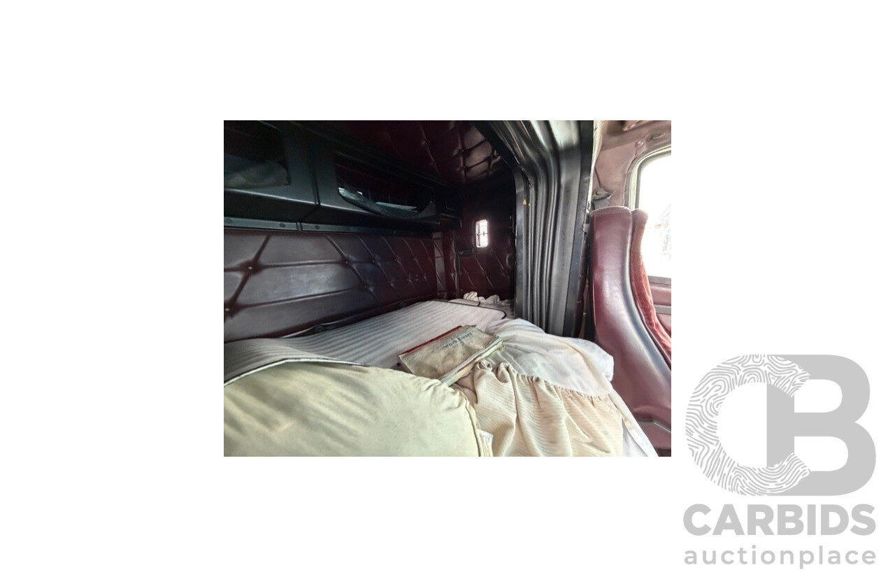 1998 Freightliner FL112 12.7L Detroit Diesel 6x4 Prime Mover