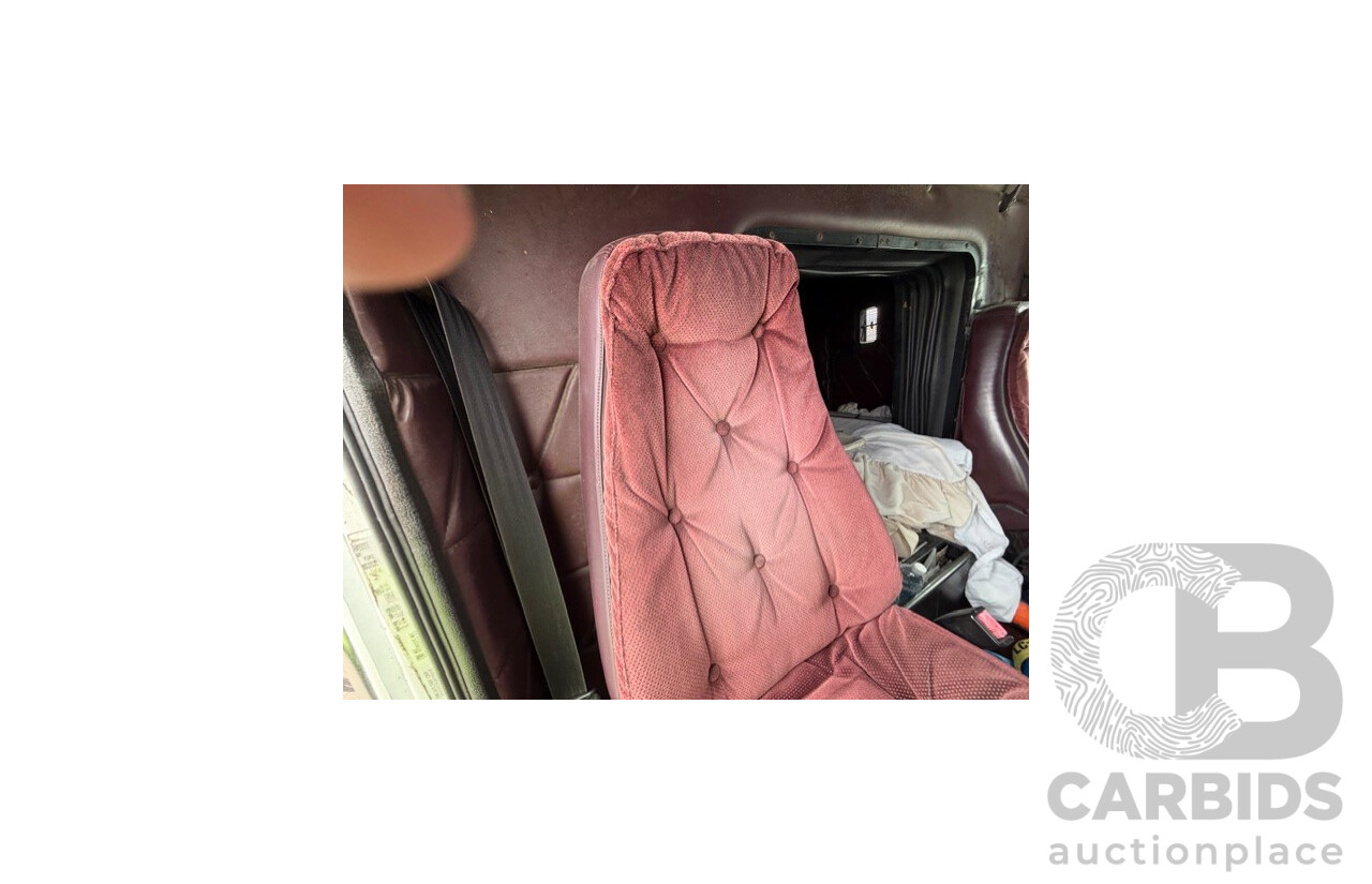 1998 Freightliner FL112 12.7L Detroit Diesel 6x4 Prime Mover