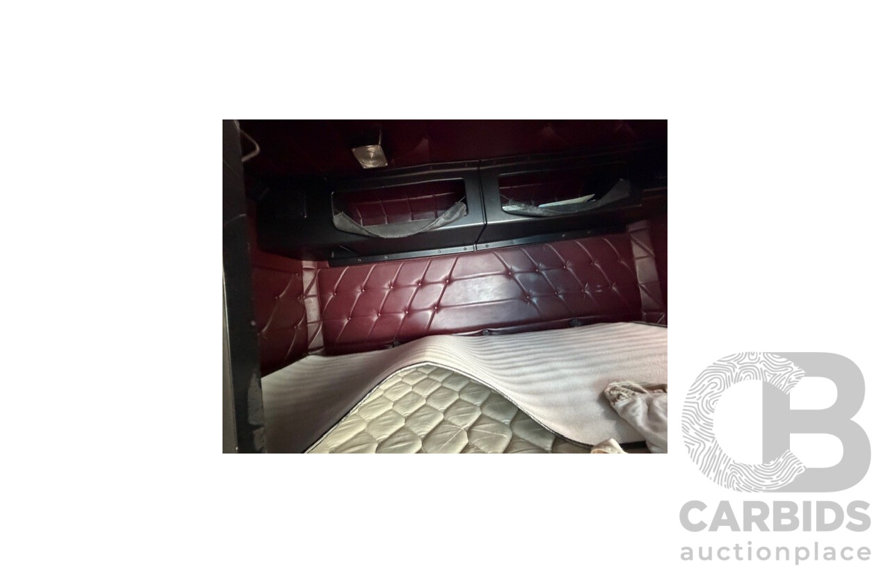 1998 Freightliner FL112 12.7L Detroit Diesel 6x4 Prime Mover