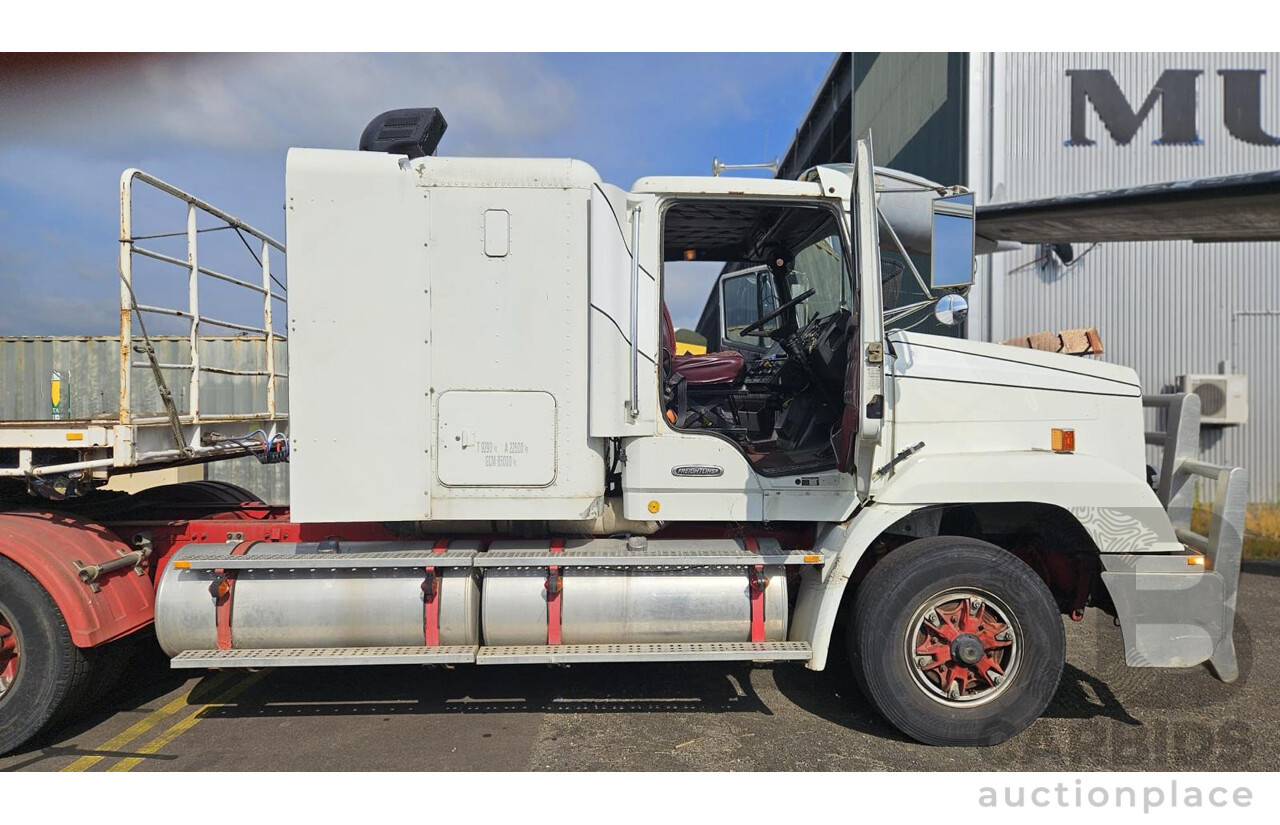 1998 Freightliner FL112 12.7L Detroit Diesel 6x4 Prime Mover