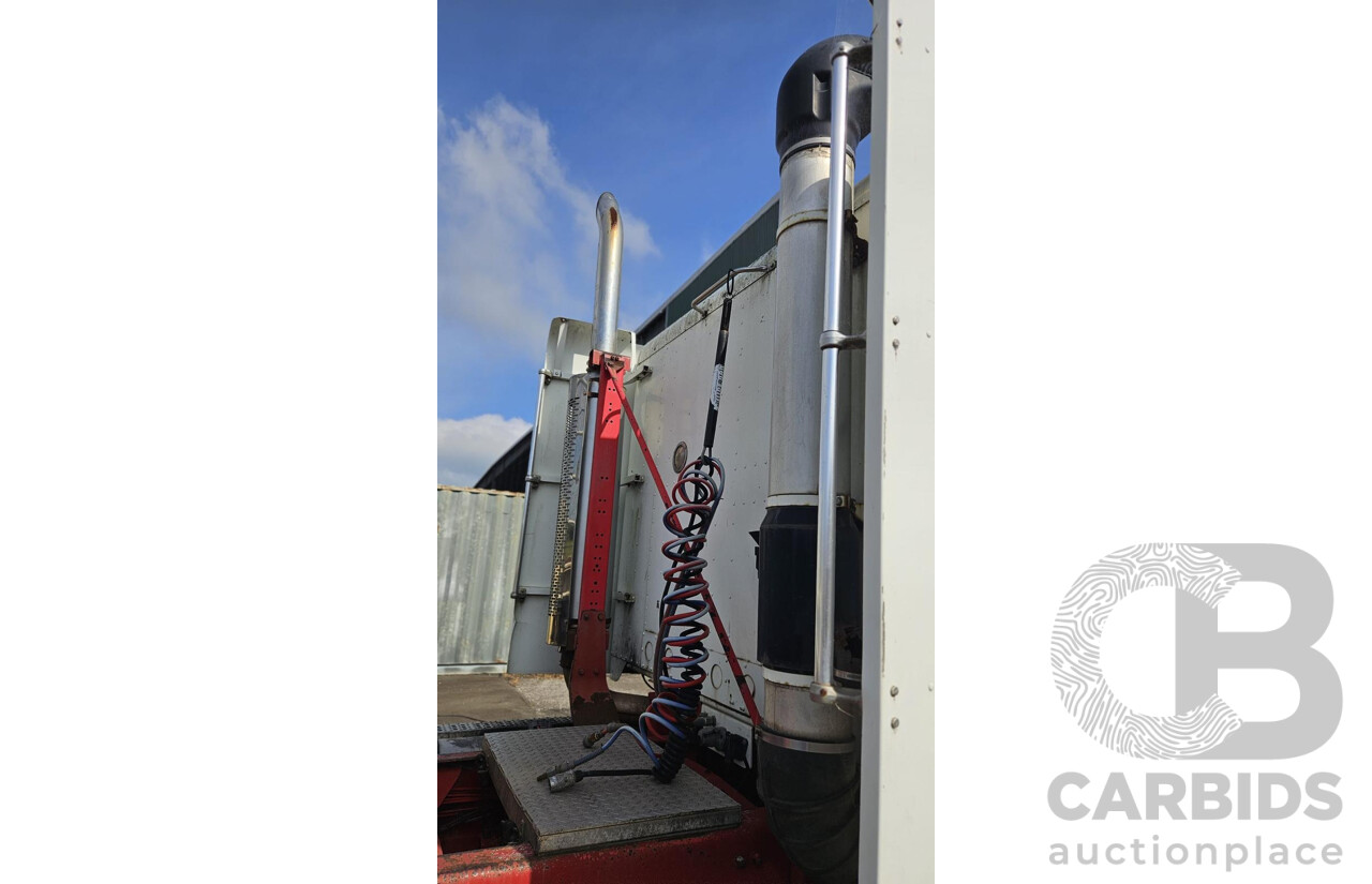 1998 Freightliner FL112 12.7L Detroit Diesel 6x4 Prime Mover