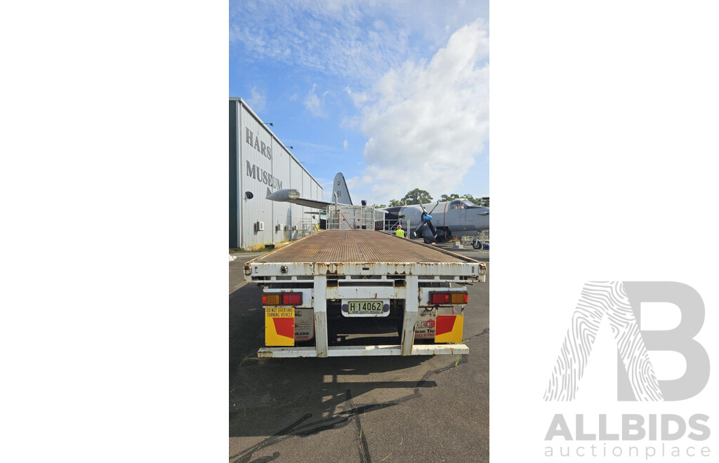 1976 Freighter Commander Triaxle Table Top 40ft Semi Trailer