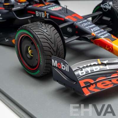 Spark Models 2022 Oracle Red Bull - Lot 1660325 | EHVA