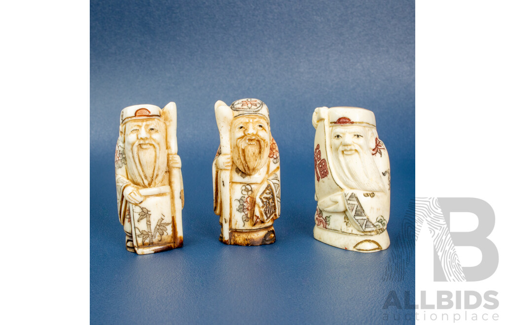 Good Set of Three Vintage Japanese Carved and Died Bone Netsuke