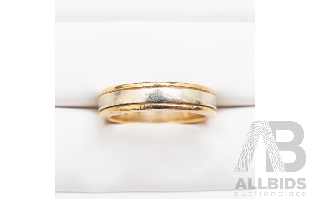 9ct Yellow and White Gold Ring - Size I