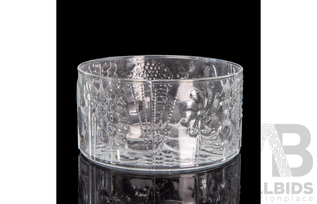 Retro Nuutajarvi Flora Pattern Glass Bowl Designed by Oiva Toikka, Circa 1960s