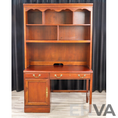 Drexel Heritage Single Pedestal Desk with Hutch