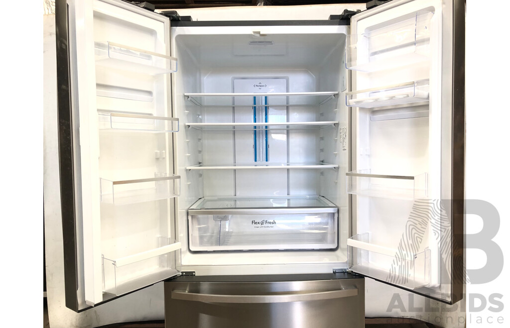 Westinghouse 520 Litre French Door Bottom Mount Stainless Steel Fridge/Freezer