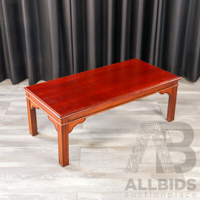 Drexel Heritage Georgian Style Coffee Table