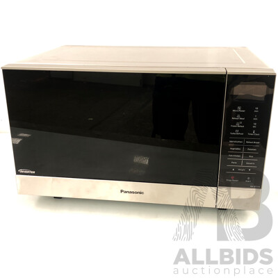 Panasonic NN-SF574S 1000W Inverter Microwave Oven