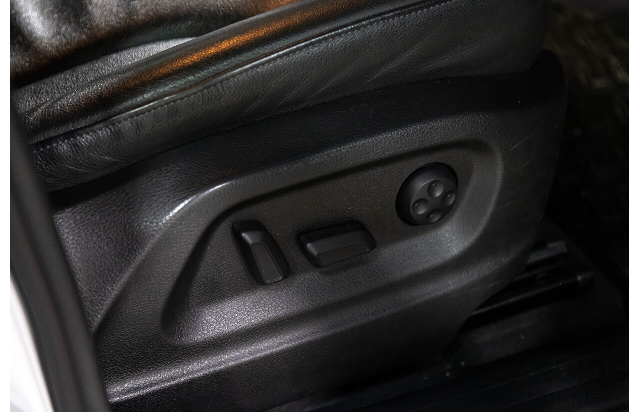 7/2012 Audi Q5 3.0 TDI Quattro 8R MY13 4d Wagon Ibis White Turbo Diesel V6 3.0L