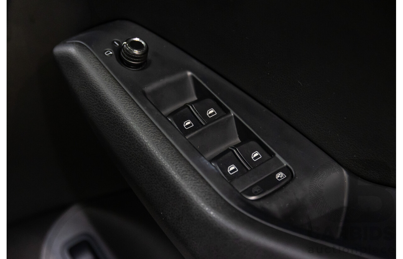 7/2012 Audi Q5 3.0 TDI Quattro 8R MY13 4d Wagon Ibis White Turbo Diesel V6 3.0L