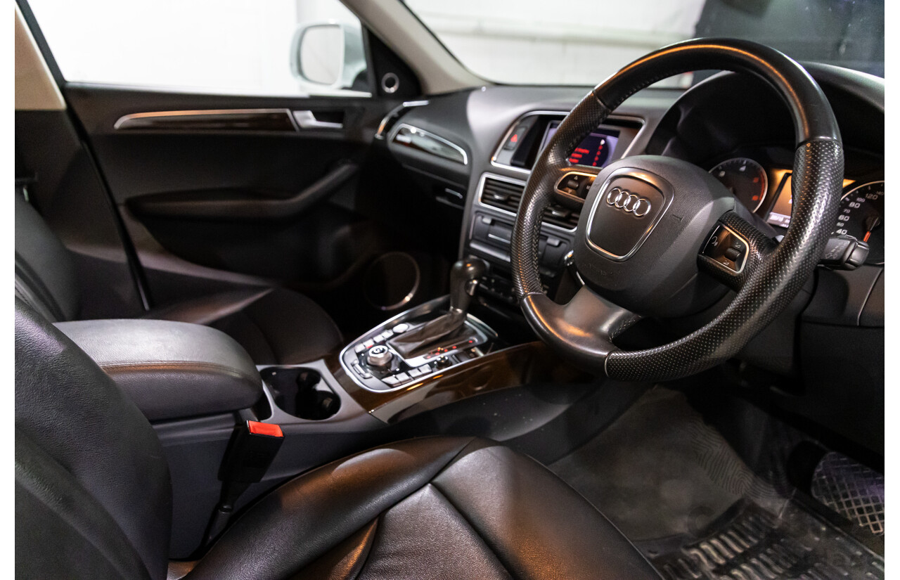 7/2012 Audi Q5 3.0 TDI Quattro 8R MY13 4d Wagon Ibis White Turbo Diesel V6 3.0L