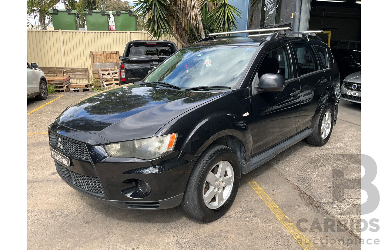 9/2010 Mitsubishi Outlander LS ZH MY11 4d Wagon Black 2.4L