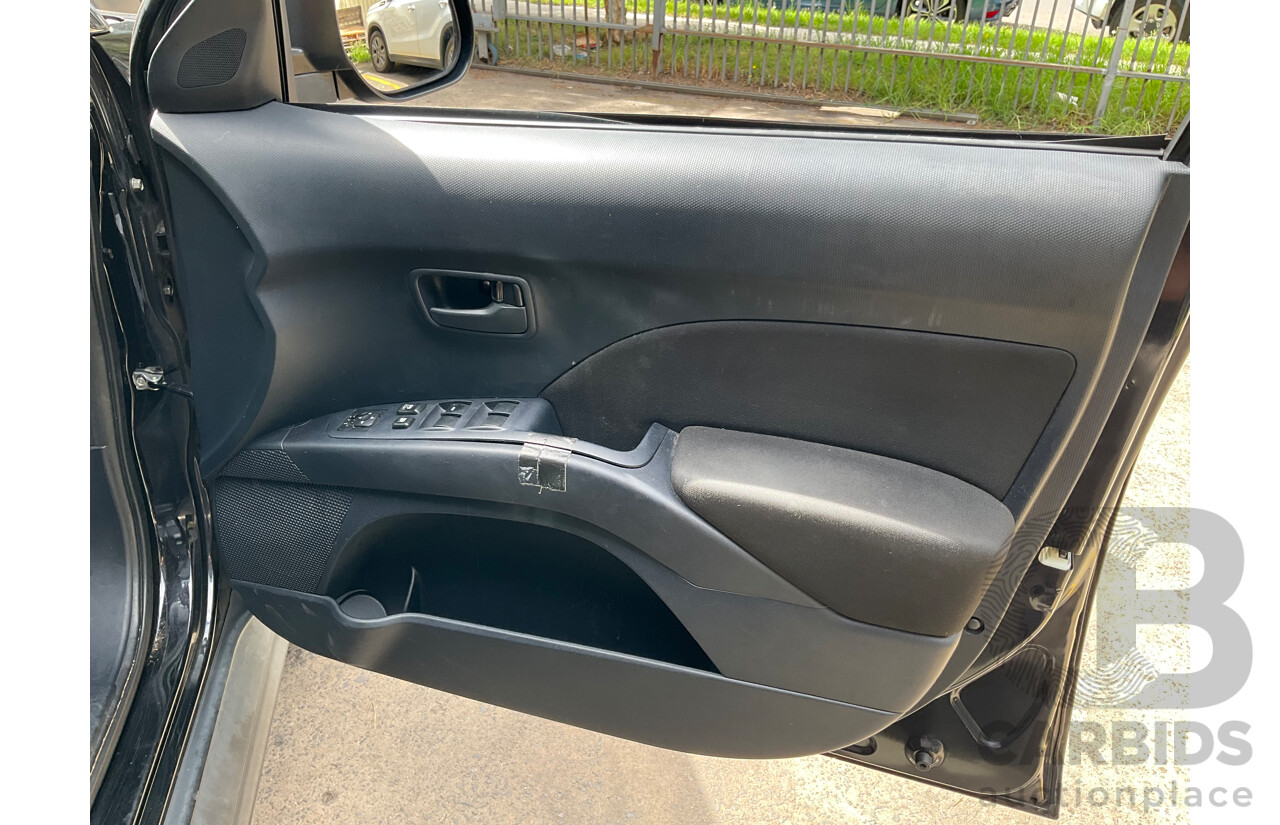 9/2010 Mitsubishi Outlander LS ZH MY11 4d Wagon Black 2.4L