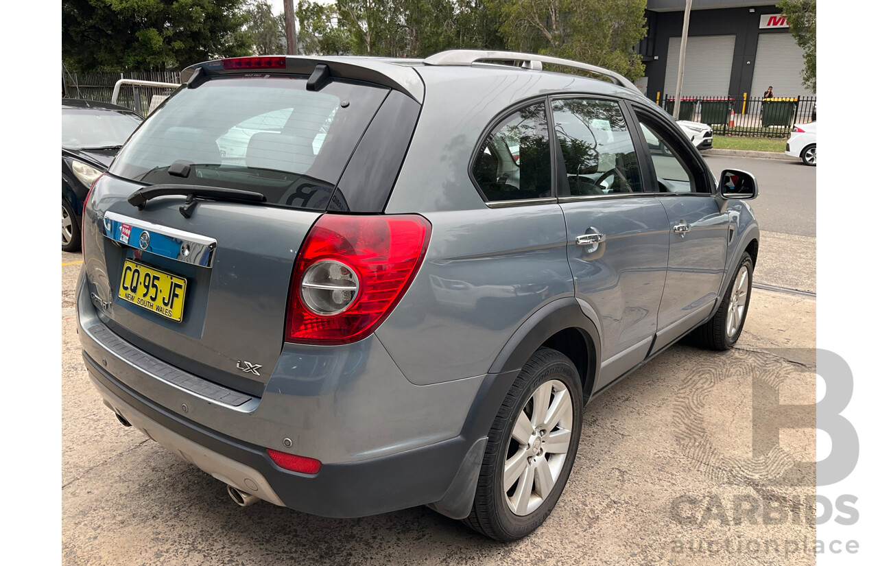 7/2009 Holden Captiva LX (4x4) CG MY09 4d Wagon Grey V6 3.2L - 7 Seater