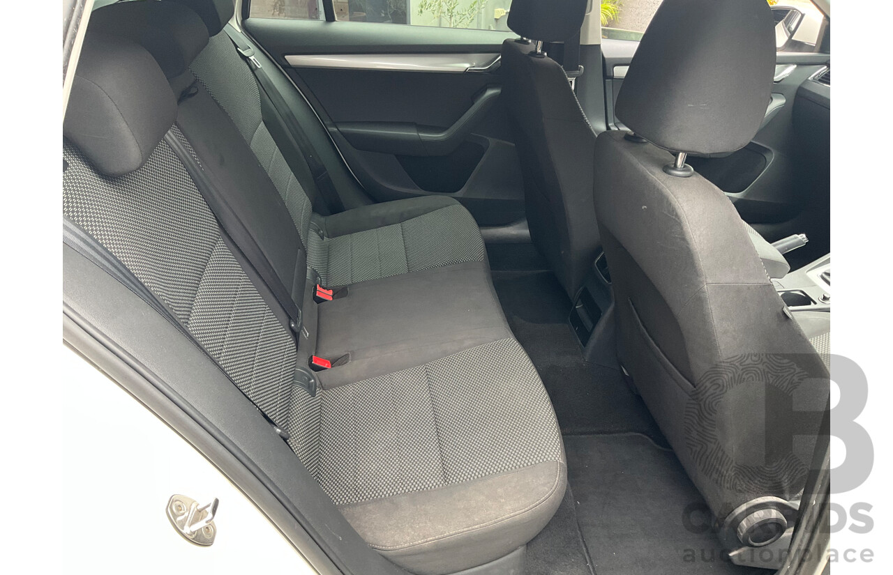 6/2014 Skoda Octavia 103 TSI Ambition NE 4d Wagon Candy White 1.4L