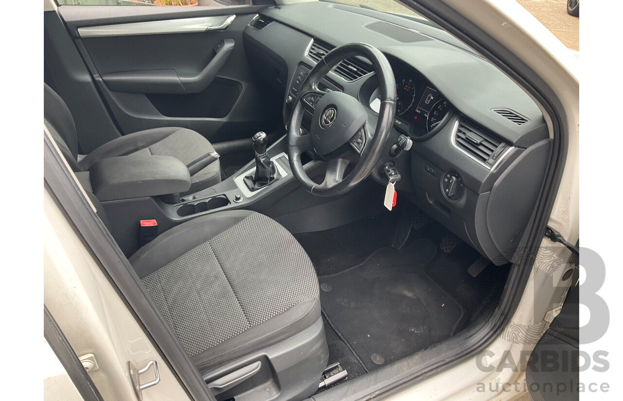6/2014 Skoda Octavia 103 TSI Ambition NE 4d Wagon Candy White 1.4L