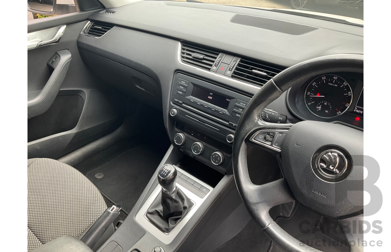 6/2014 Skoda Octavia 103 TSI Ambition NE 4d Wagon Candy White 1.4L