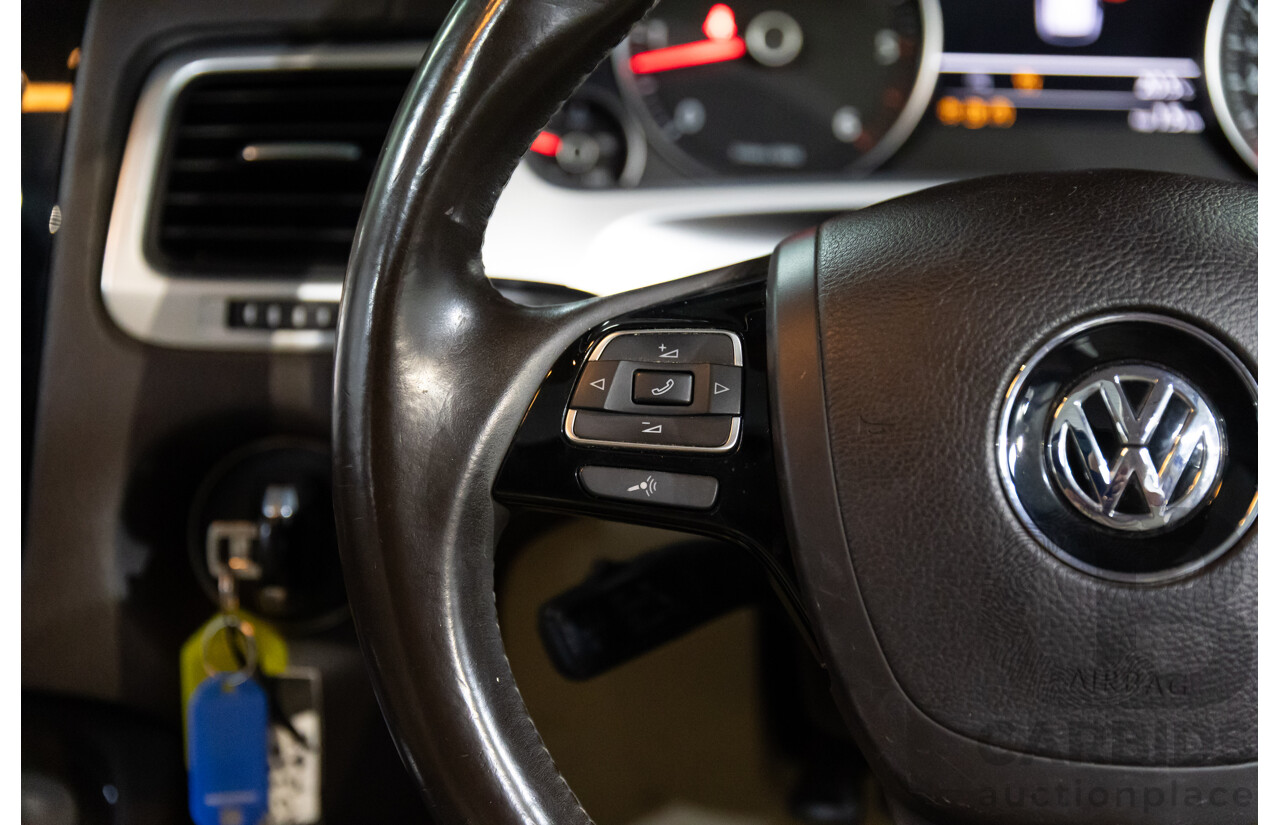 1/2012 Volkswagen Touareg V6 TDI 7P MY12 4d Wagon Deep Black Pearl Turbo Diesel V6 3.0L