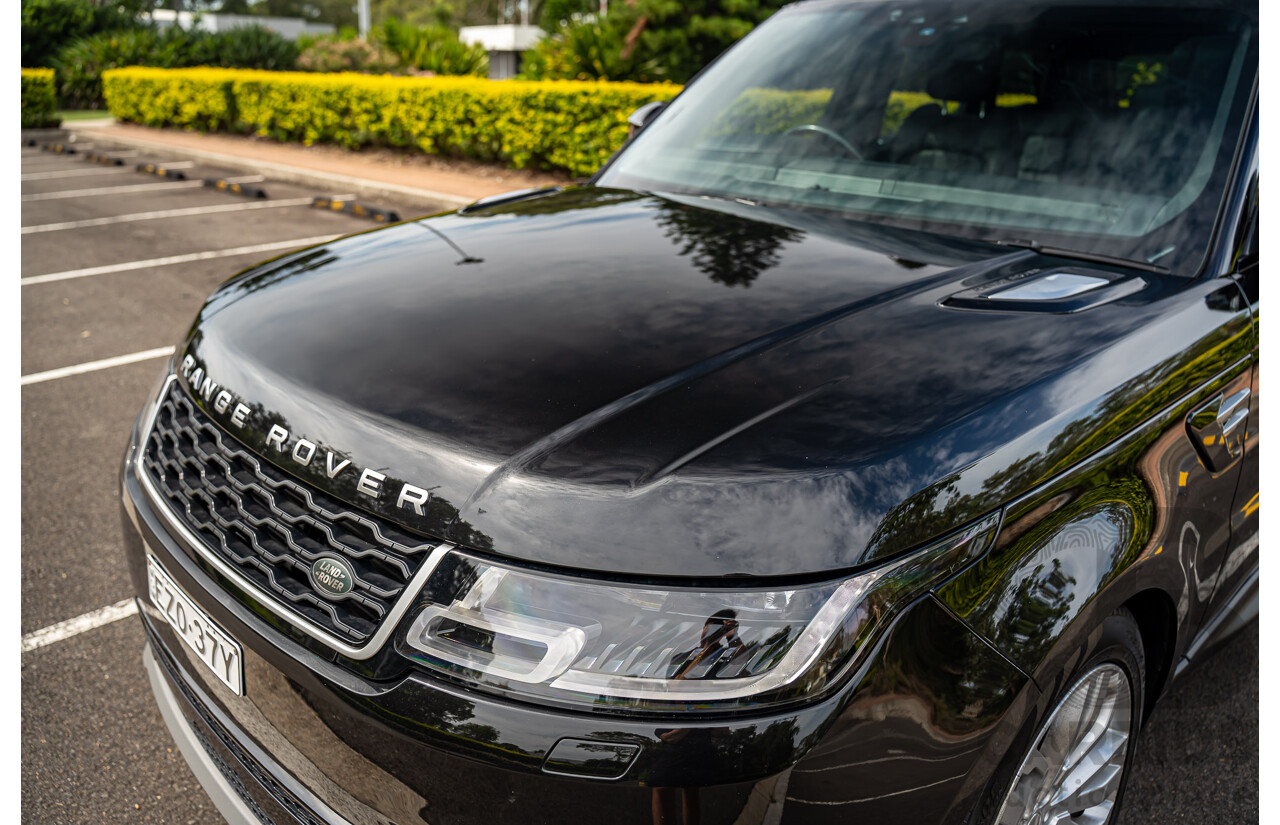 06/2018 Land Rover Range Rover Sport SDV6 SE (225kW AWD) LW MY18 4d Wagon Santorini Black Metallic Turbo Diesel V6 3.0L