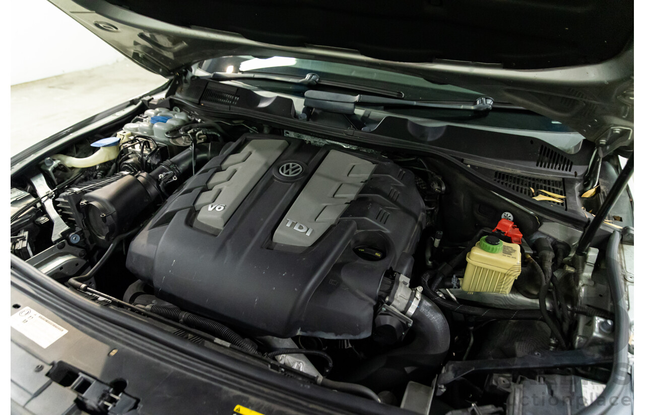 3/2015 Volkswagen Touareg 150 TDI 7P MY15 4d Wagon Tungsten Silver Metallic Turbo Diesel V6 3.0L