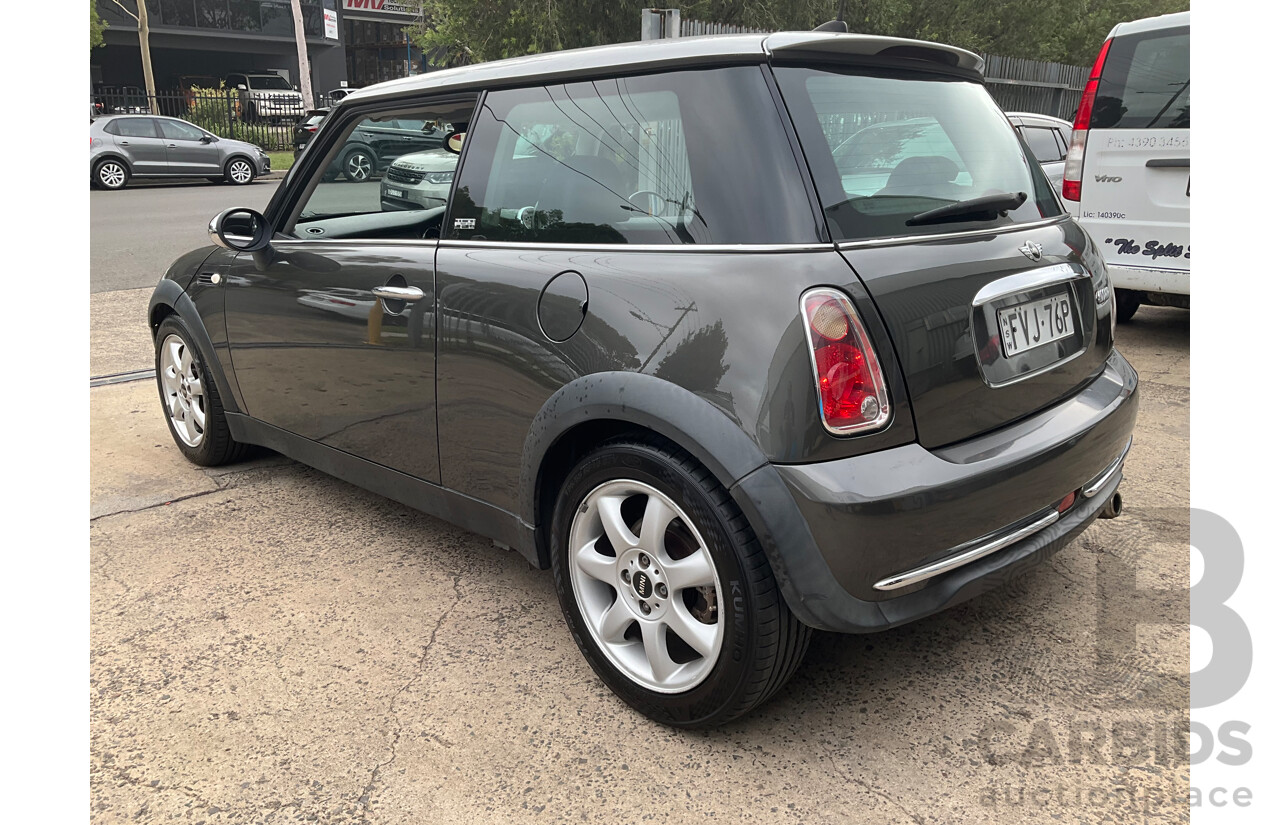 6/2006 Mini Cooper Park Lane R50 2d Hatchback Royal Grey Metallic/Silver Roof 1.6L