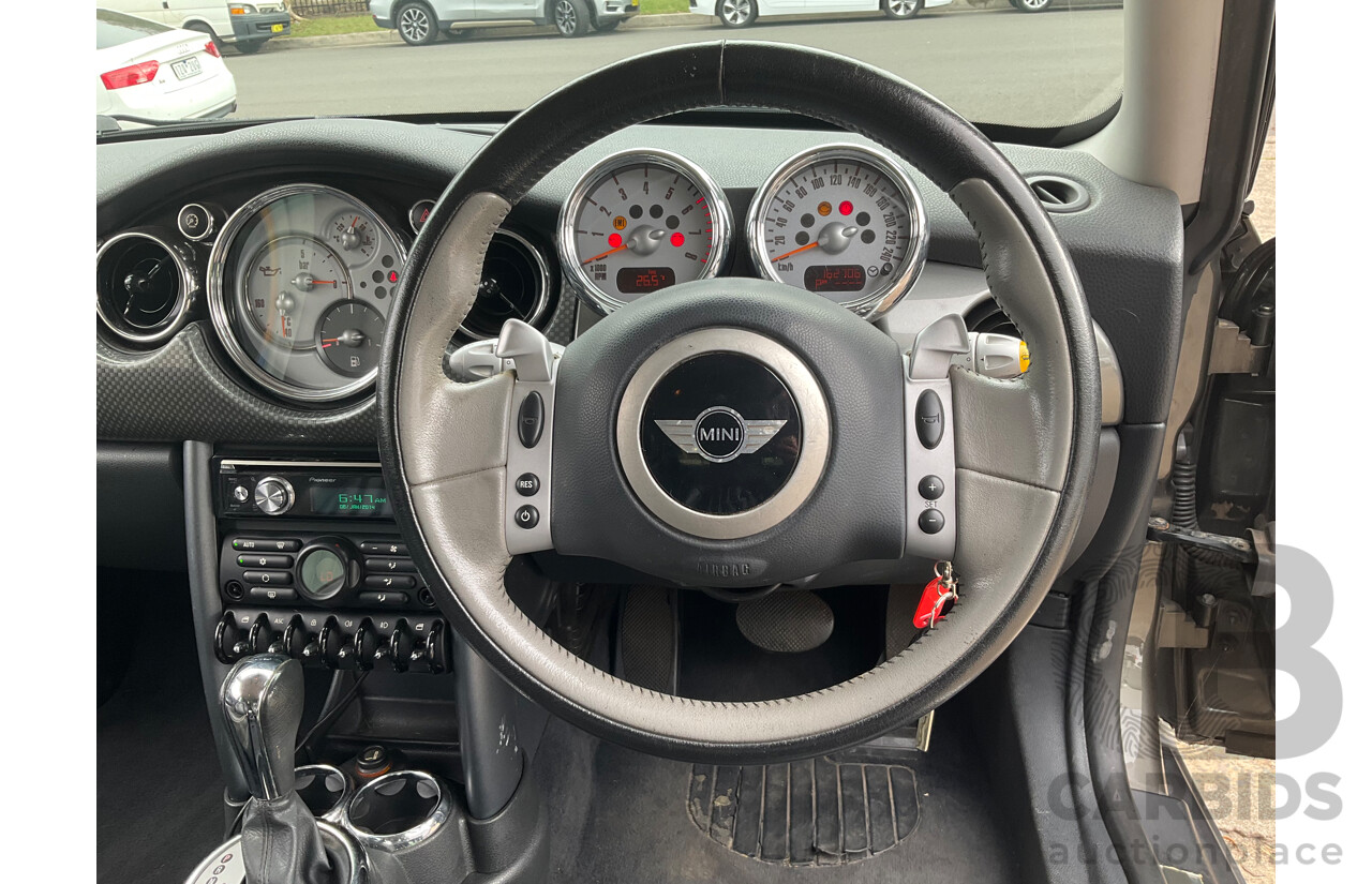 6/2006 Mini Cooper Park Lane R50 2d Hatchback Royal Grey Metallic/Silver Roof 1.6L