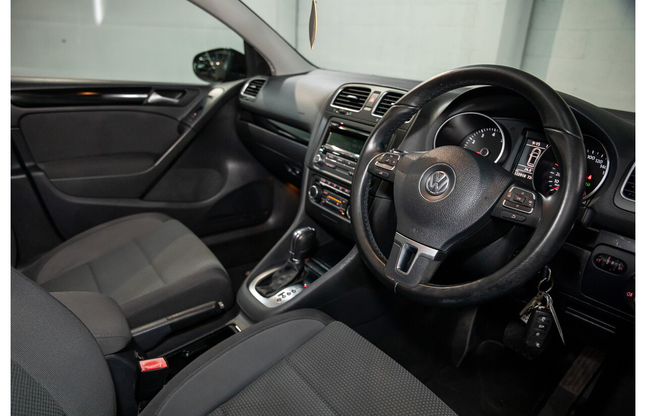 1/2012 Volkswagen Golf 118 TSI Comfortline 1K MY12 5d Hatchback Deep Black Pearl Twincharged 1.4L