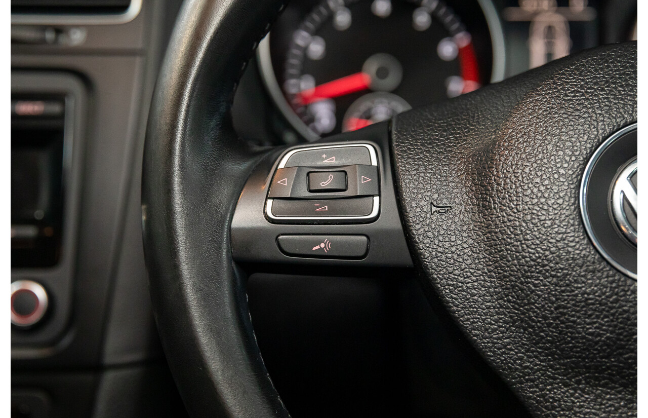 1/2012 Volkswagen Golf 118 TSI Comfortline 1K MY12 5d Hatchback Deep Black Pearl Twincharged 1.4L