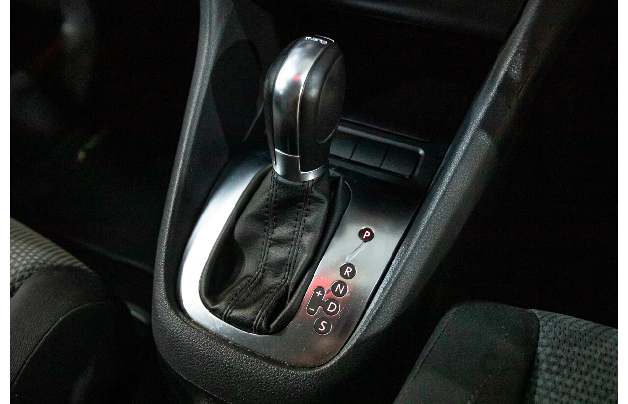 1/2012 Volkswagen Golf 118 TSI Comfortline 1K MY12 5d Hatchback Deep Black Pearl Twincharged 1.4L