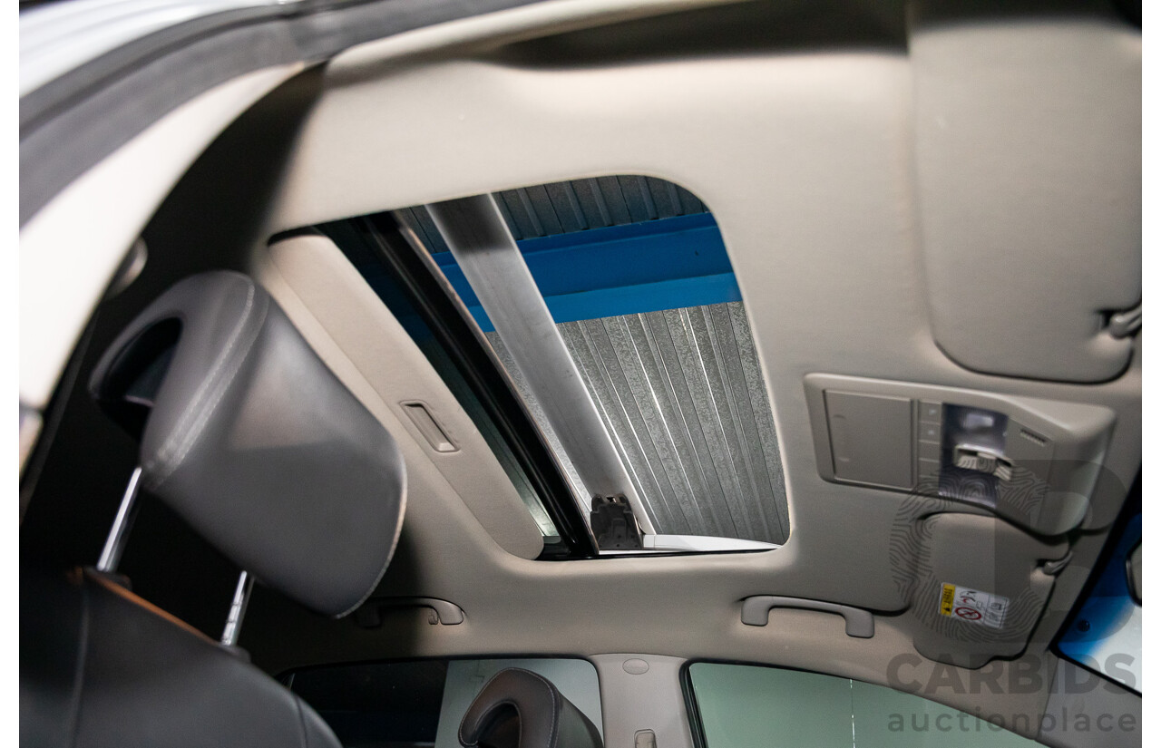 09/2017 Holden Captiva 7 LTZ (AWD) AWD CG MY18 4D Wagon Nitrate Silver Metallic Turbo Diesel 2.2L - 7 Seater