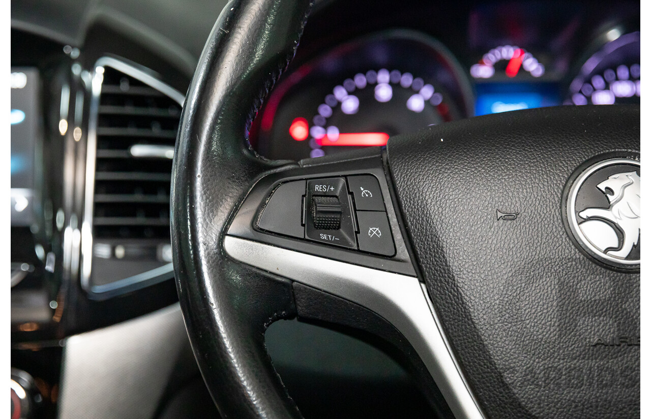09/2017 Holden Captiva 7 LTZ (AWD) AWD CG MY18 4D Wagon Nitrate Silver Metallic Turbo Diesel 2.2L - 7 Seater