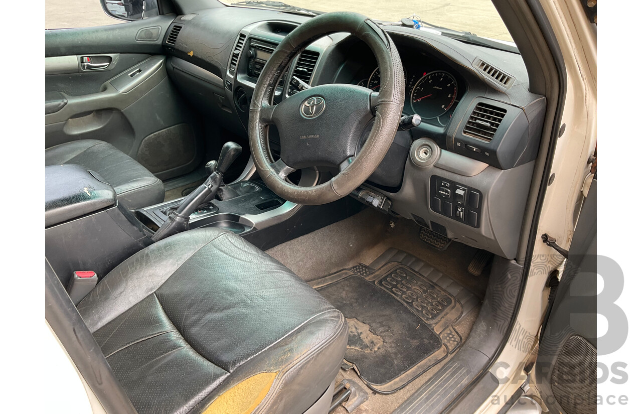 9/2003 Toyota Landcruiser Prado GXL (4x4) KZJ120R 4d Wagon Artic White Turbo Diesel 3.0L
