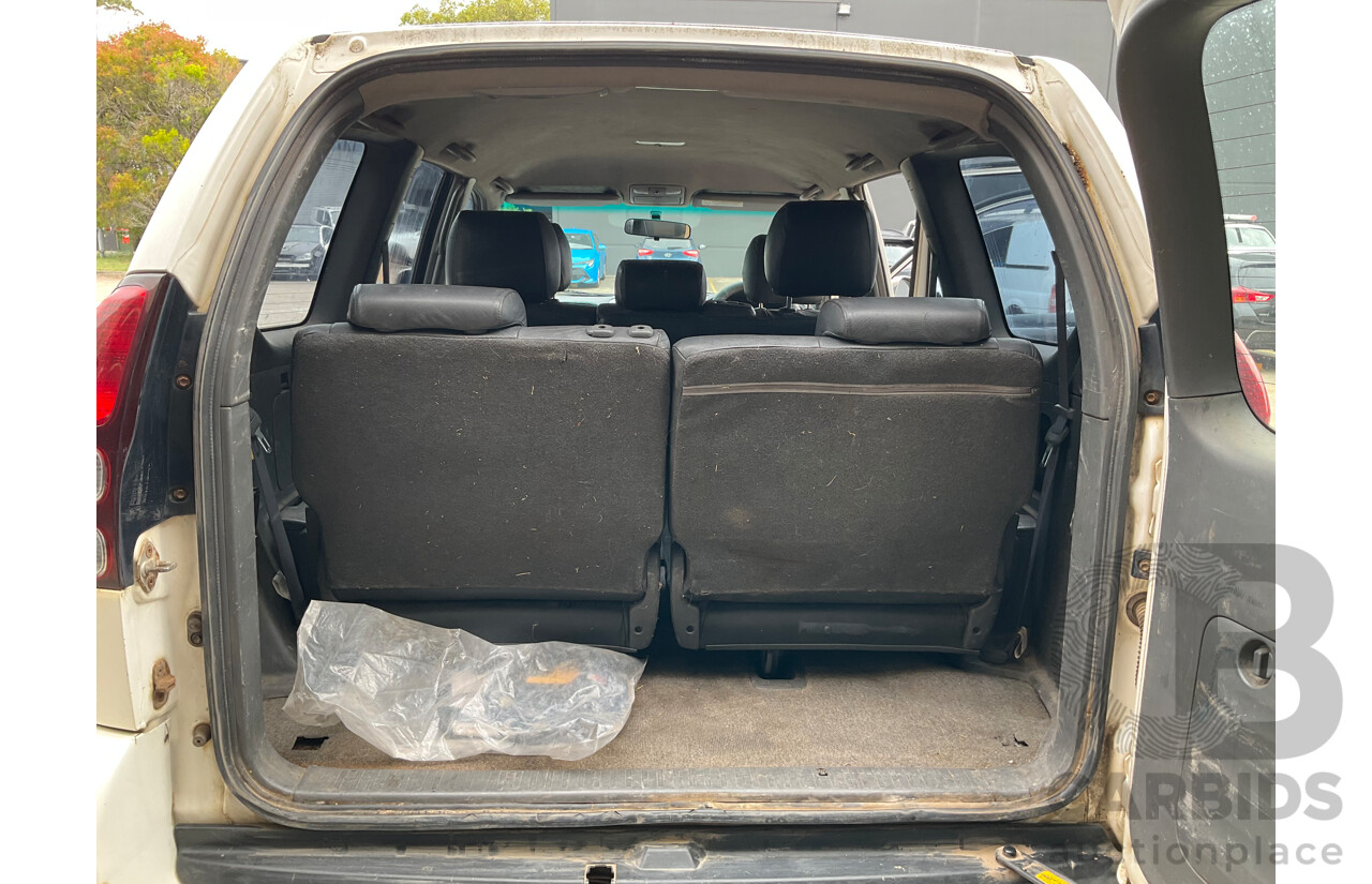 9/2003 Toyota Landcruiser Prado GXL (4x4) KZJ120R 4d Wagon Artic White Turbo Diesel 3.0L