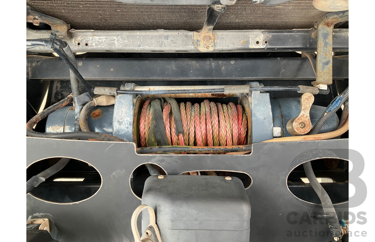 9/2003 Toyota Landcruiser Prado GXL (4x4) KZJ120R 4d Wagon Artic White Turbo Diesel 3.0L