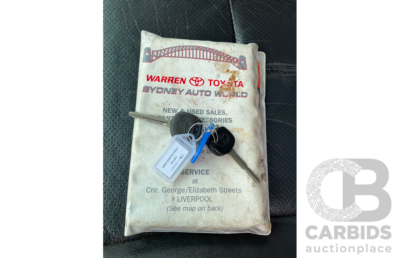 9/2003 Toyota Landcruiser Prado GXL (4x4) KZJ120R 4d Wagon Artic White Turbo Diesel 3.0L