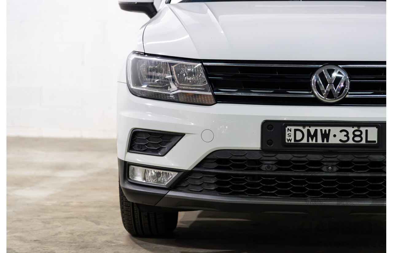 04/2017 Volkswagen Tiguan 132 TSI Comfortline (AWD) 5NA 4d Wagon Pure White Turbo 2.0L