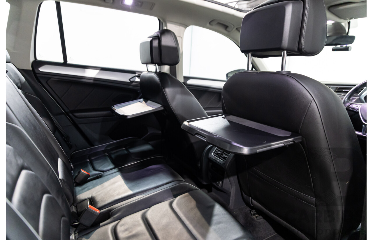 04/2017 Volkswagen Tiguan 132 TSI Comfortline (AWD) 5NA 4d Wagon Pure White Turbo 2.0L