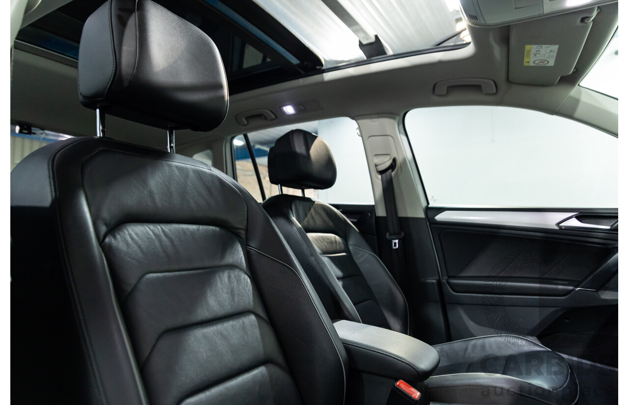 04/2017 Volkswagen Tiguan 132 TSI Comfortline (AWD) 5NA 4d Wagon Pure White Turbo 2.0L