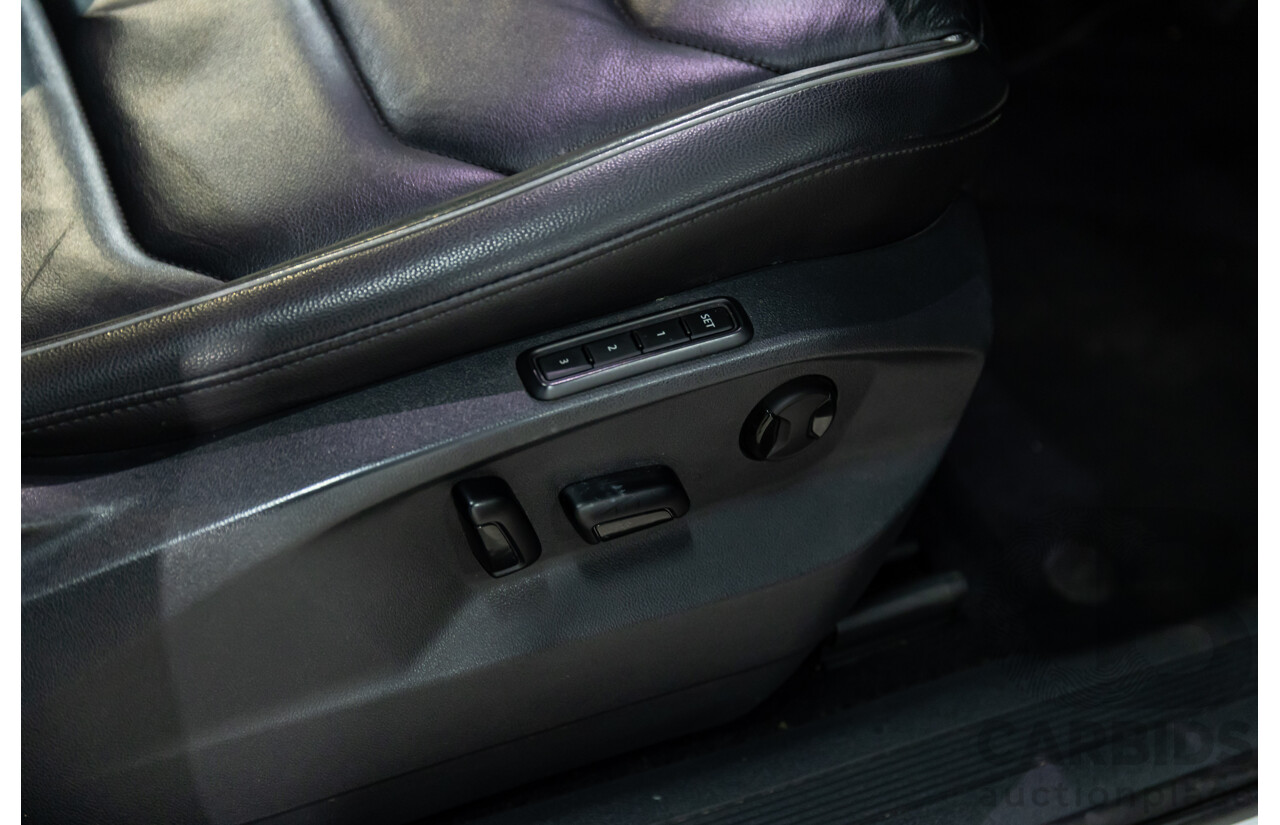 04/2017 Volkswagen Tiguan 132 TSI Comfortline (AWD) 5NA 4d Wagon Pure White Turbo 2.0L