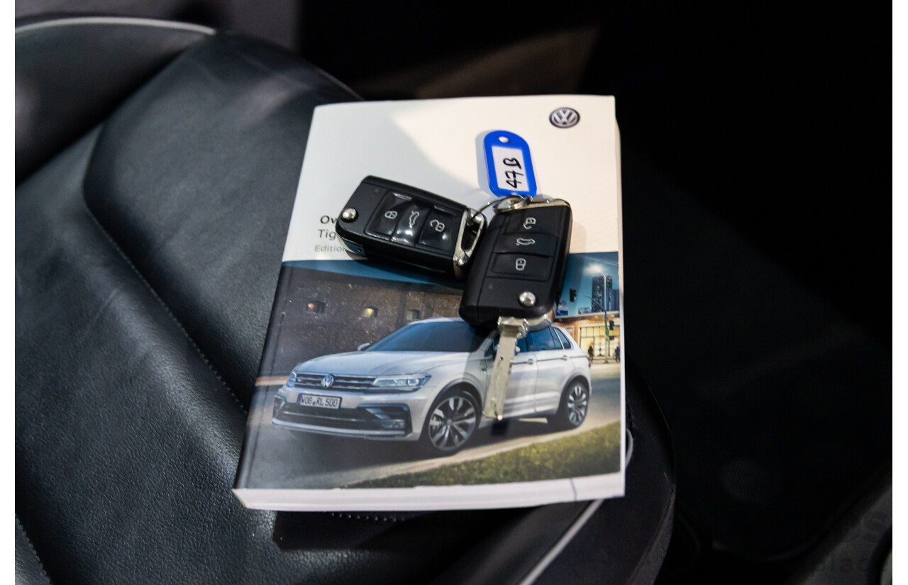 04/2017 Volkswagen Tiguan 132 TSI Comfortline (AWD) 5NA 4d Wagon Pure White Turbo 2.0L