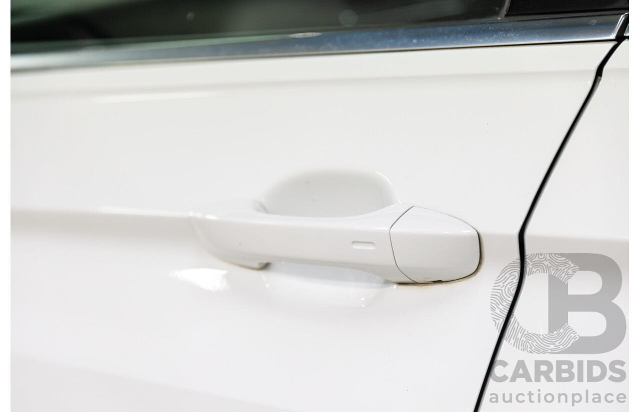 04/2017 Volkswagen Tiguan 132 TSI Comfortline (AWD) 5NA 4d Wagon Pure White Turbo 2.0L