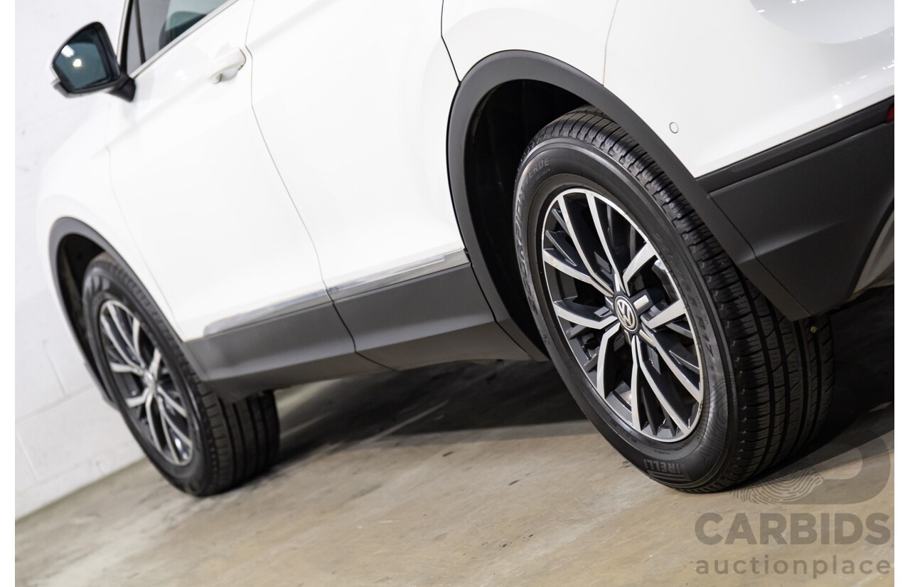 04/2017 Volkswagen Tiguan 132 TSI Comfortline (AWD) 5NA 4d Wagon Pure White Turbo 2.0L