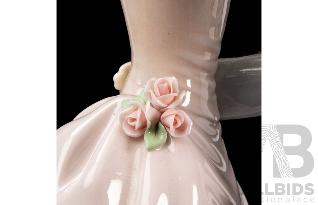 Anniversery Waltz by Antonio Ballester for Lladro