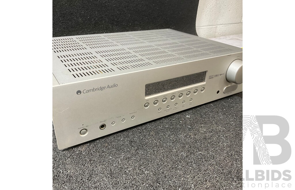 CAMBRIDGE AUDIO Azur 540R AV Receiver