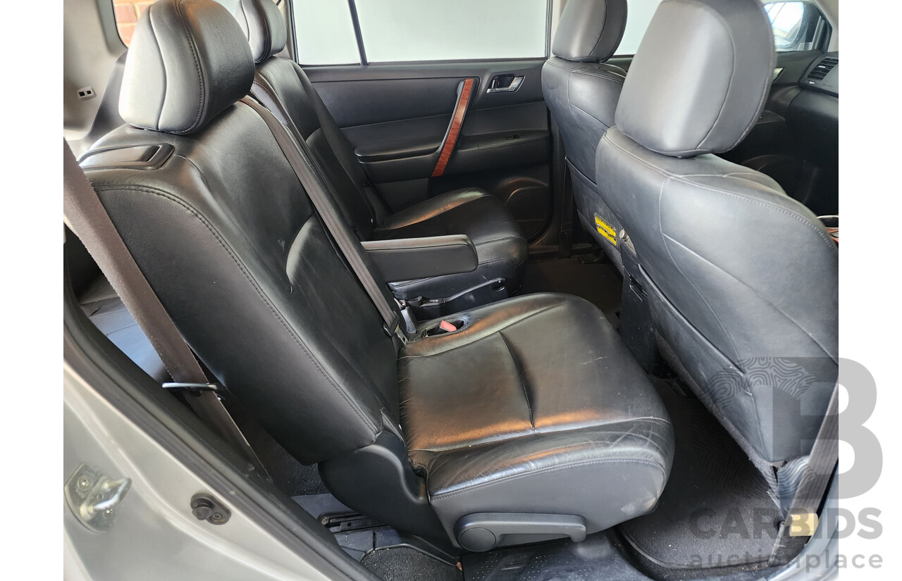 3/2008 Toyota Kluger Grande (4x4) GSU45R 4d Wagon Silver 3.5L