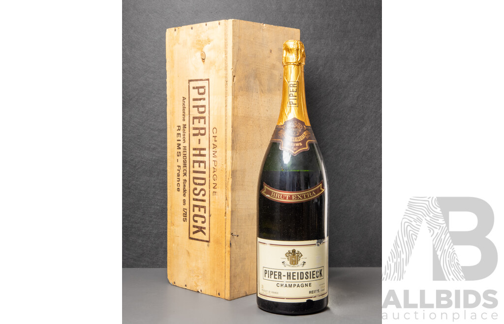 Piper- Heidsieck Champagne Magnum in Original Timber Case
