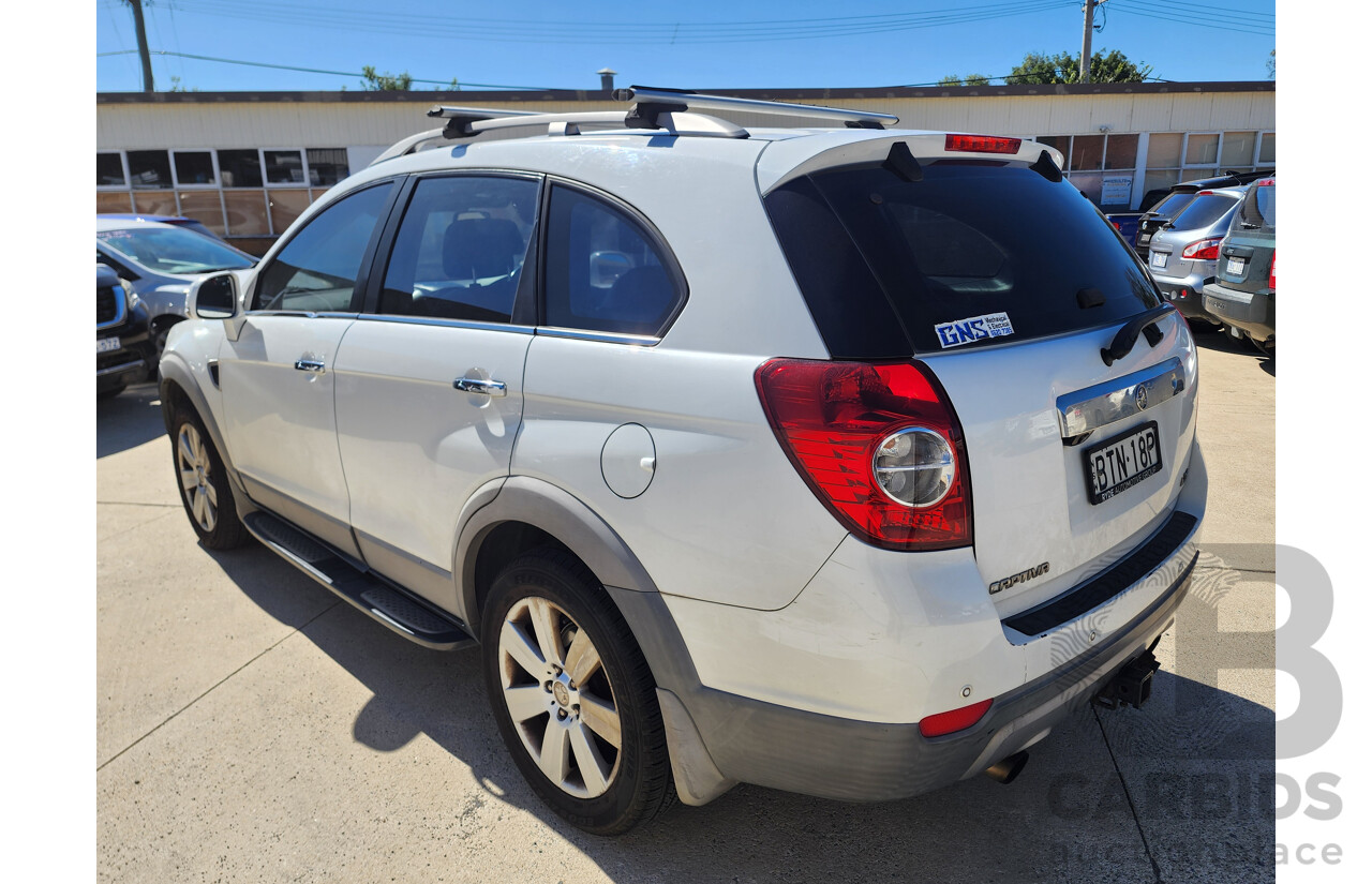 11/2010 Holden Captiva LX (4x4) CG MY10 4d Wagon White 3.2L