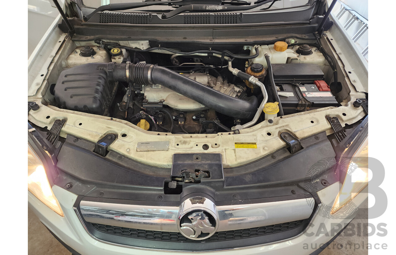 11/2010 Holden Captiva LX (4x4) CG MY10 4d Wagon White 3.2L